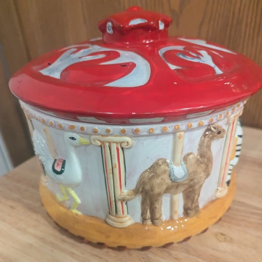 VTG Corning Factory Ceramic Carousel Cookie Jar Zebra CamelOstrich Giraffe Horse